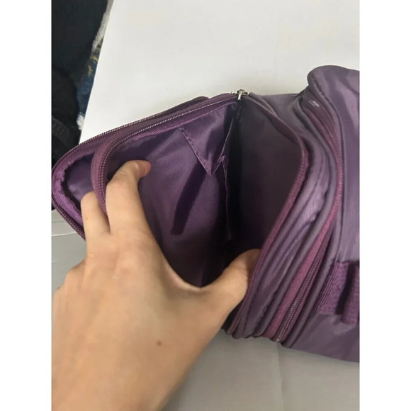 La vie vert travel toiletries luggage bag - Picture 4 of 9